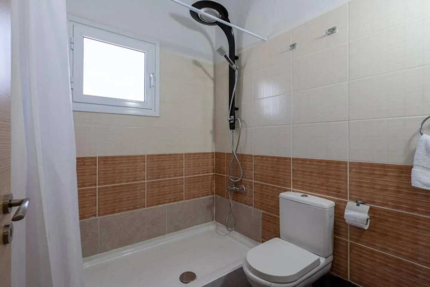 Snobby 2-Bedroom Apartment Larnaca